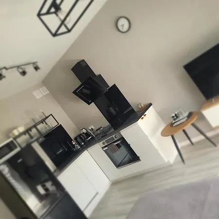 Apartment Poezji 39 *